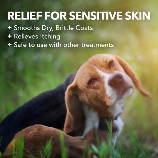 Vet's Best Hypo-Allergenic Moisturizing Shampoo for Sensitive-Skinned Dogs