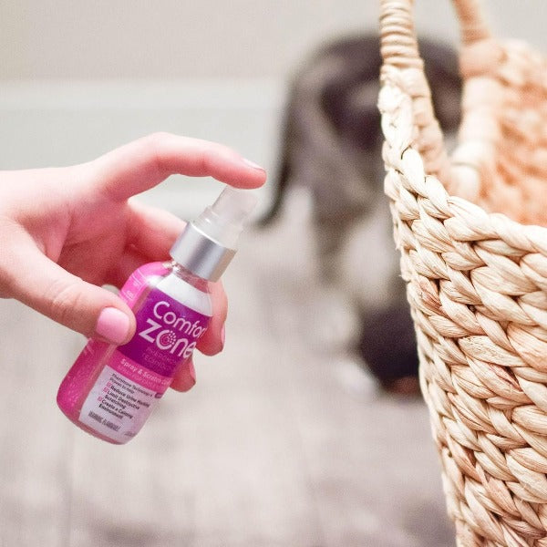 Comfort Zone Cat Calming Spray for Scratching & Urine Marking Control