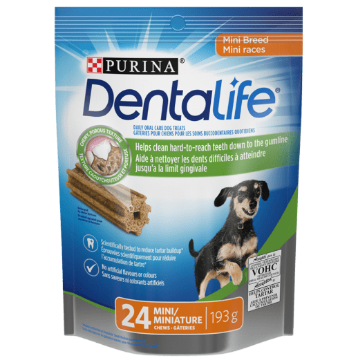 DentaLife Daily Oral Care Dog Treats with Porous Texture and Chicken Flavor