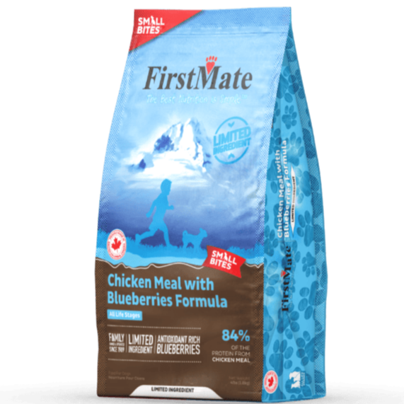 FirstMate Limited Ingredient Diet Chicken Meal with Blueberries Formula Small Bites Dry Dog Food Suitable for Small - mouthed Dogs, 2.3kg (5 lb)