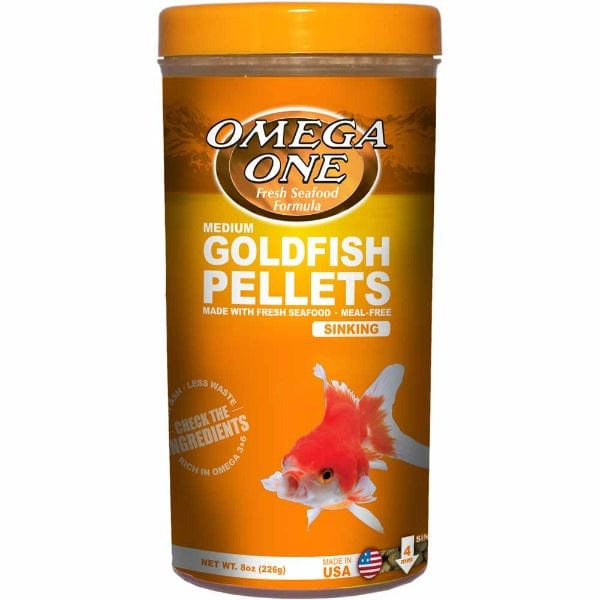 Omega One Medium-sized Sinking Pellets for Goldfish - Ideal Daily Diet
