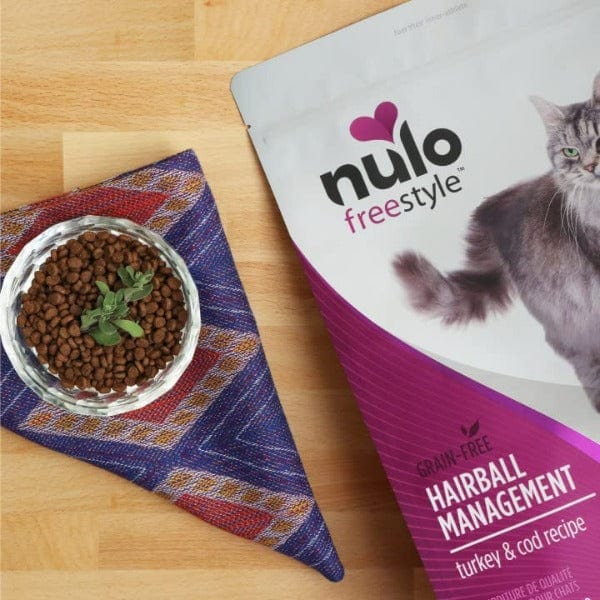 Nulo Freestyle Grain-Free Adult Dry Cat Food for Hairball Management, 5 Pound Package